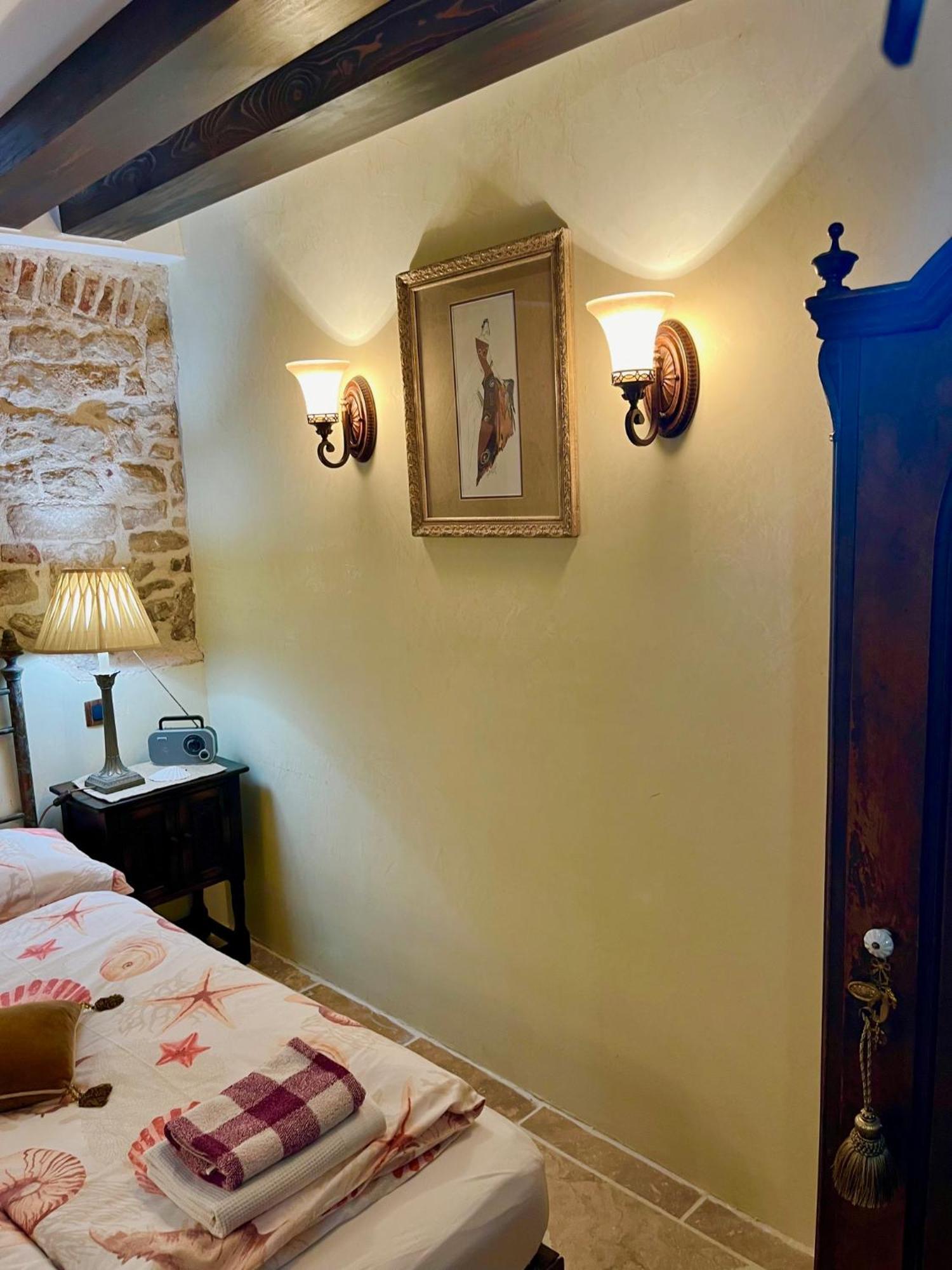 Apartment Venus Of The Palace - New Renovated Split Zewnętrze zdjęcie
