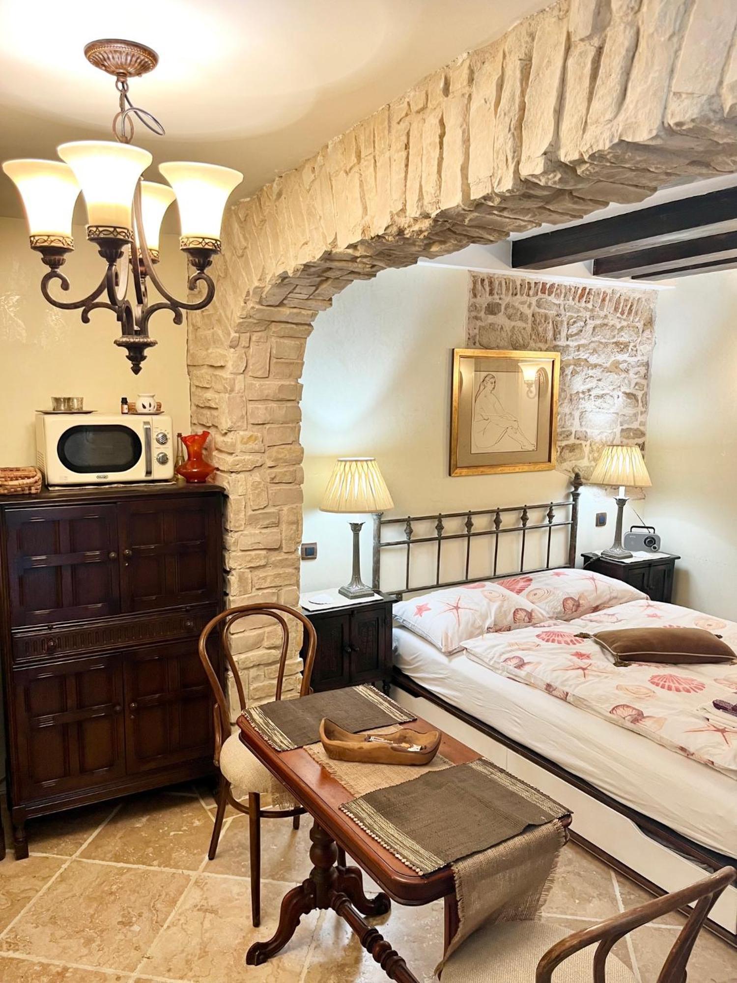 Apartment Venus Of The Palace - New Renovated Split Zewnętrze zdjęcie